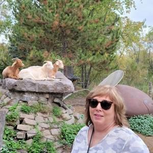 Meet your Posher, Jo